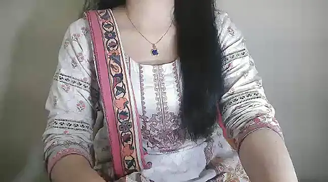 Snapshot of Chanchal--Navya chatting on 12/08/24, 12:52 Chanchal--Navya online show from 12/08/24, 12:52