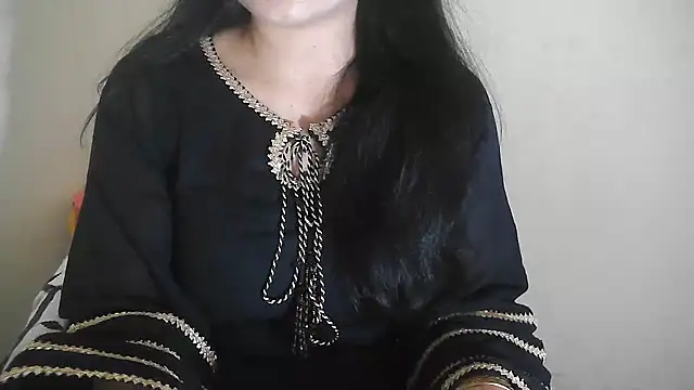 Snapshot of Chanchal--Navya chatting on 12/14/24, 01:49 Chanchal--Navya online show from 12/14/24, 01:49