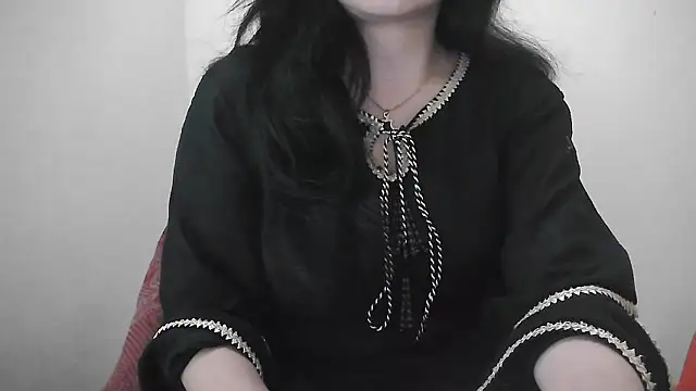 Snapshot of Chanchal--Navya chatting on 12/28/24, 01:17 Chanchal--Navya online show from 12/28/24, 01:17