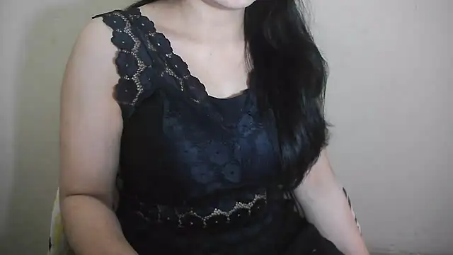 Snapshot of Chanchal--Navya chatting on 01/12/25, 11:36 Chanchal--Navya online show from 01/12/25, 11:36