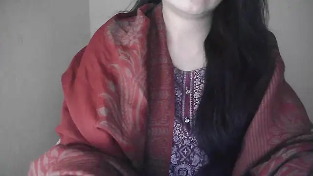 Snapshot of Chanchal--Navya chatting on 01/13/25, 01:28 Chanchal--Navya online show from 01/13/25, 01:28