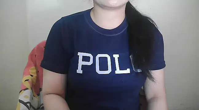 Snapshot of Chanchal--Navya chatting on 01/24/25, 01:57 Chanchal--Navya online show from 01/24/25, 01:57