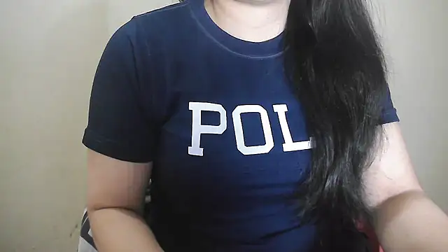 Snapshot of Chanchal--Navya chatting on 02/01/25, 01:41 Chanchal--Navya online show from 02/01/25, 01:41