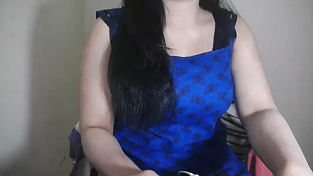 Snapshot of Chanchal--Navya chatting on 02/03/25, 12:36 Chanchal--Navya online show from 02/03/25, 12:36