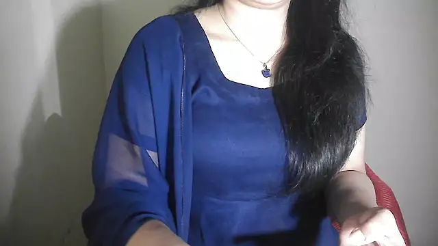 Snapshot of Chanchal--Navya chatting on 02/11/25, 01:30 Chanchal--Navya online show from 02/11/25, 01:30