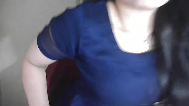 Snapshot of Chanchal--Navya chatting on 03/04/25, 05:13 Chanchal--Navya online show from 03/04/25, 05:13