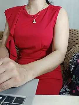 Snapshot of Chanchal--Navya chatting on 05/27/26, 06:38 Chanchal--Navya online show from 05/27/26, 06:38