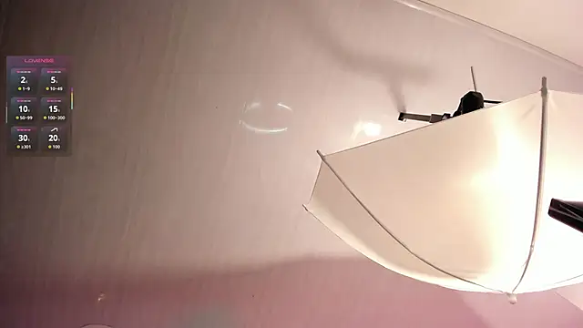 Amaraa Lewis online show from 09/19/25, 12:17