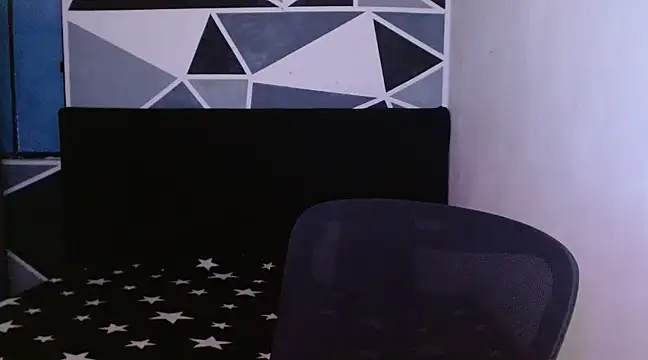 littlextreme online show from 12/24/24, 04:11