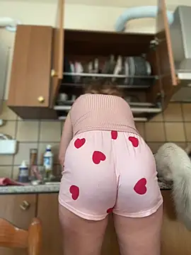 Snapshot of DaisyVibesss chatting on 02/27/25, 09:00 DaisyVibesss online show from 02/27/25, 09:00