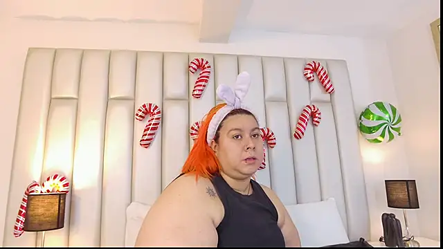 aandreaperez online show from 12/17/25, 11:38