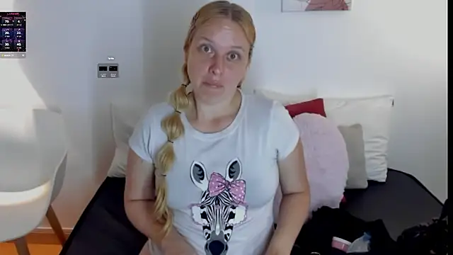 EmilySumer online show from 04/16/26, 02:34