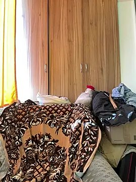 Snapshot of hanahaki chatting on 02/23/25, 11:55 hanahaki online show from 02/23/25, 11:55