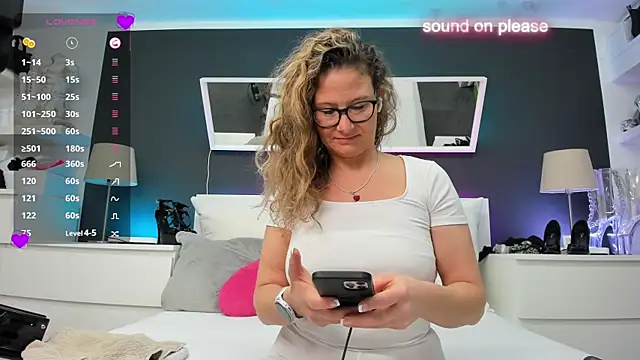 izzy-mendosa online show from 01/28/25, 11:17