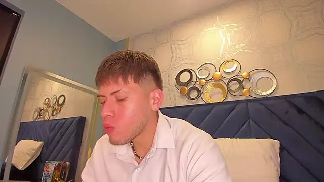 SebastianMaximoff online show from 01/10/25, 12:04