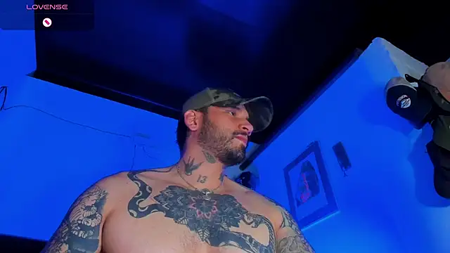 CamiloGray  online show from 03/10/25, 05:39