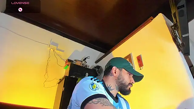 CamiloGray  online show from 09/14/25, 02:38