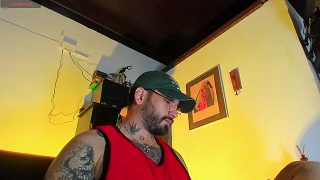 CamiloGray  online show from 11/08/25, 10:26