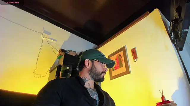 CamiloGray  online show from 12/03/25, 02:15