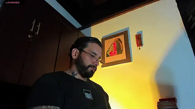 CamiloGray  online show from 03/13/26, 02:34