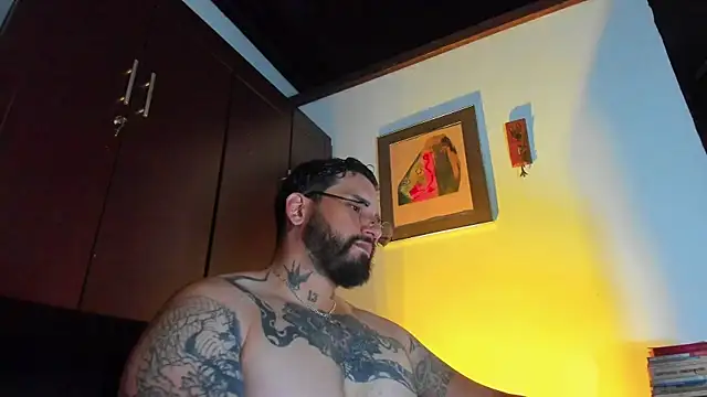 Snapshot of CamiloGray_ chatting on 05/28/26, 01:30 CamiloGray online show from 05/28/26, 01:30