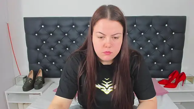 EvaLick online show from 01/31/25, 06:24