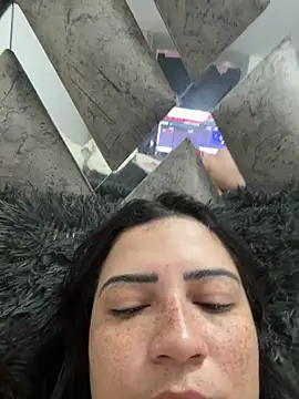 Snapshot of cutesarah_ chatting on 02/12/26, 06:47 cutesarah online show from 02/12/26, 06:47