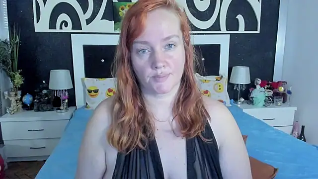 Snapshot of SinFulTitsDD chatting on 03/15/25, 06:21 SinFulTitsDD online show from 03/15/25, 06:21