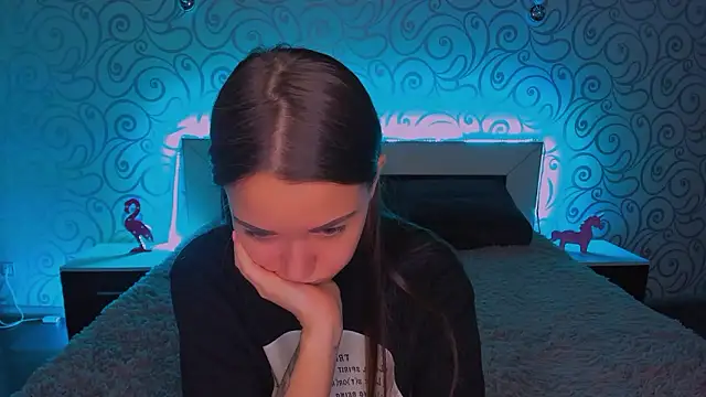 AlexaBarkley online show from 12/04/24, 06:22