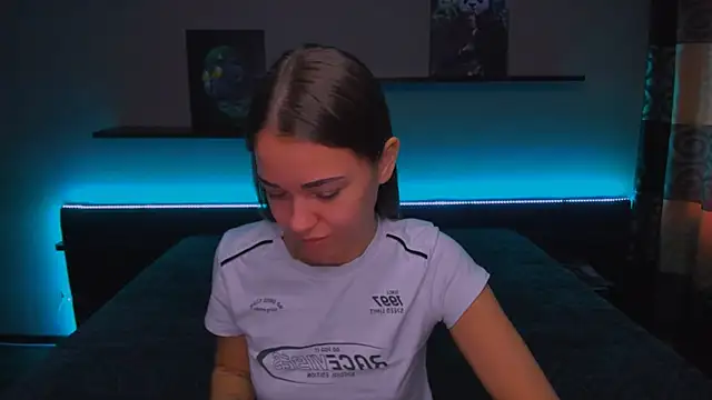 AlexaBarkley online show from 12/24/24, 06:11