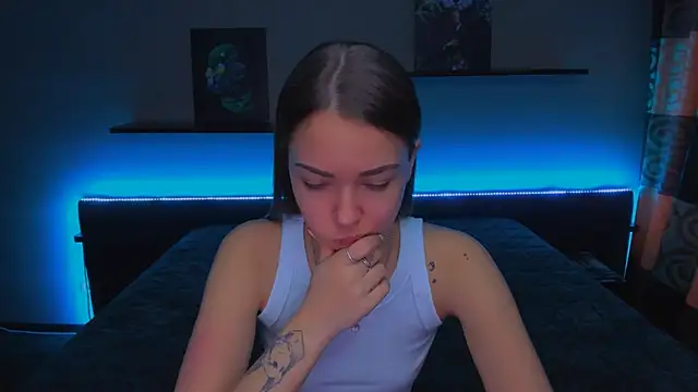 AlexaBarkley online show from 02/07/25, 03:12