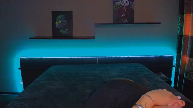 AlexaBarkley online show from 02/14/25, 06:12