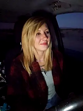 SheIsSomething online show from 01/10/26, 01:18