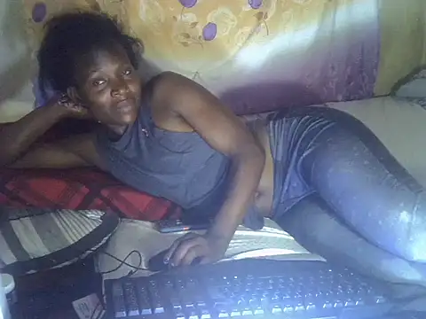 cute-shamza online show from 04/14/26, 05:46