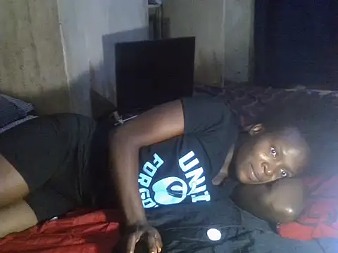 Snapshot of cute-shamza chatting on 04/28/26, 02:21 cute-shamza online show from 04/28/26, 02:21