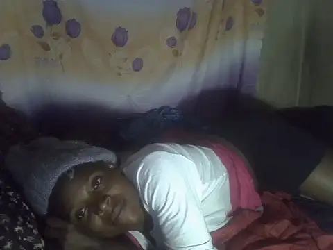 Snapshot of cute-shamza chatting on 05/22/26, 05:36 cute-shamza online show from 05/22/26, 05:36