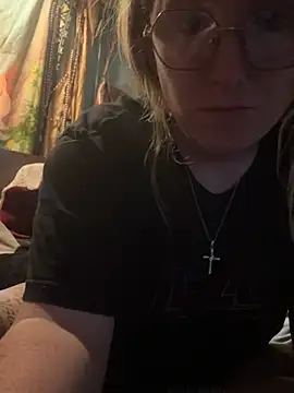 Snapshot of stormyybabe chatting on 07/13/26, 01:36 stormyybabe online show from 07/13/26, 01:36
