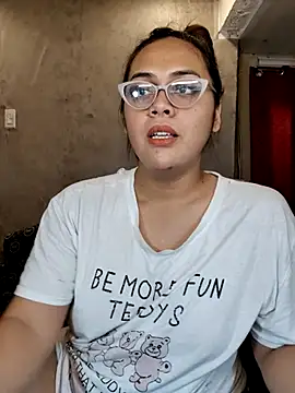  MissKhimberlyXxx  online show from 04/02/26, 08:56