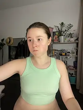 sweetest pie online show from 11/28/25, 09:50