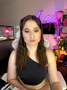 sweetest pie online show from 12/13/25, 07:53