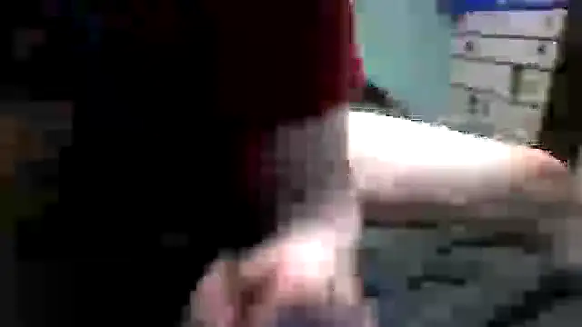 Snapshot of peaches_playz chatting on 11/14/25, 01:43 peaches playz online show from 11/14/25, 01:43