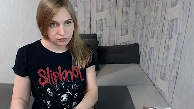 Pilly green  online show from 03/13/25, 10:57