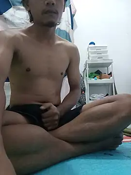 Snapshot of Ivanback@xh chatting on 07/23/26, 11:35 Ivanbackxh online show from 07/23/26, 11:35