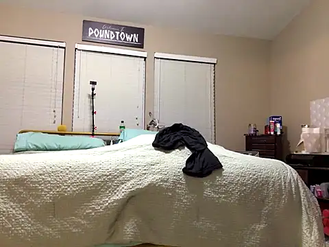 chasity1621 online show from 11/30/25, 04:27