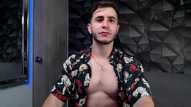 Latino stud4u online show from 09/23/25, 12:02