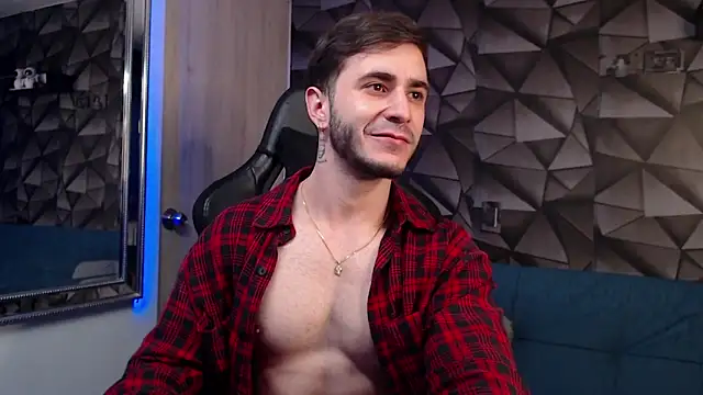 Latino stud4u online show from 11/25/25, 03:28