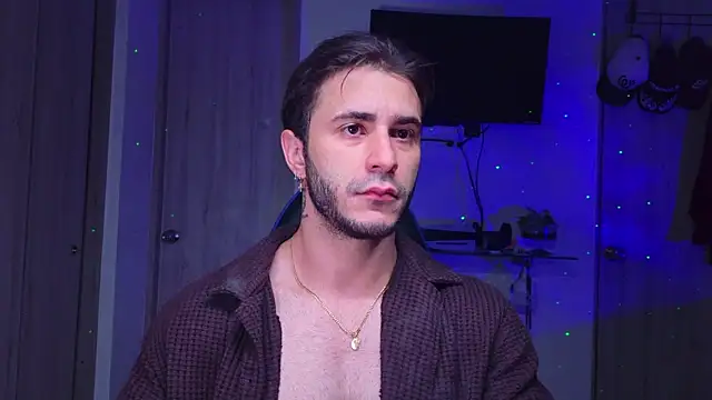 Snapshot of Latino_stud4u chatting on 07/31/26, 01:16 Latino stud4u online show from 07/31/26, 01:16