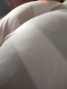 LovlyAnnie online show from 11/22/25, 06:56