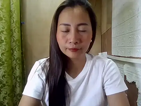 Snapshot of Asianshine chatting on 05/16/26, 12:26 Asianshine online show from 05/16/26, 12:26