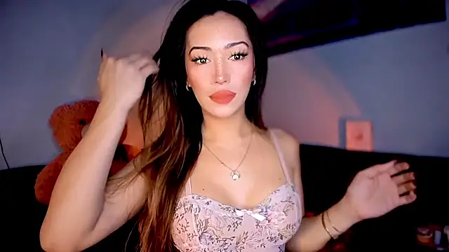 Jasmine Elcock online show from 12/17/25, 09:54